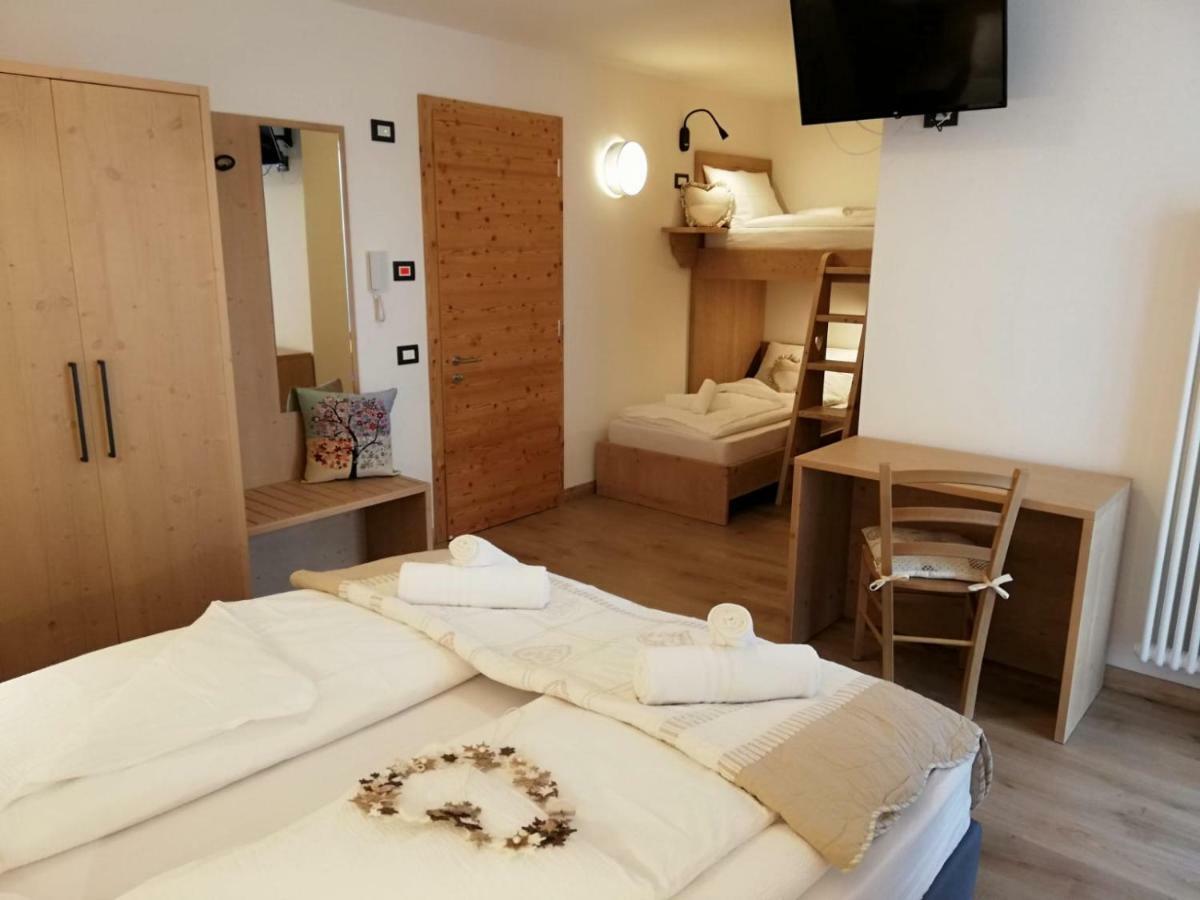 Le 4 Stagioni Hotel Каведаго Екстериор снимка