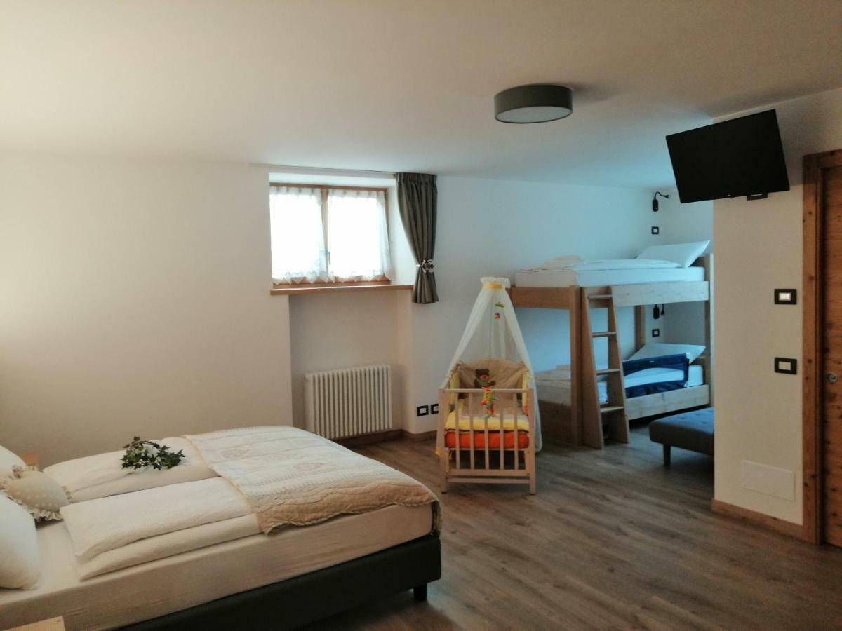 Le 4 Stagioni Hotel Каведаго Екстериор снимка